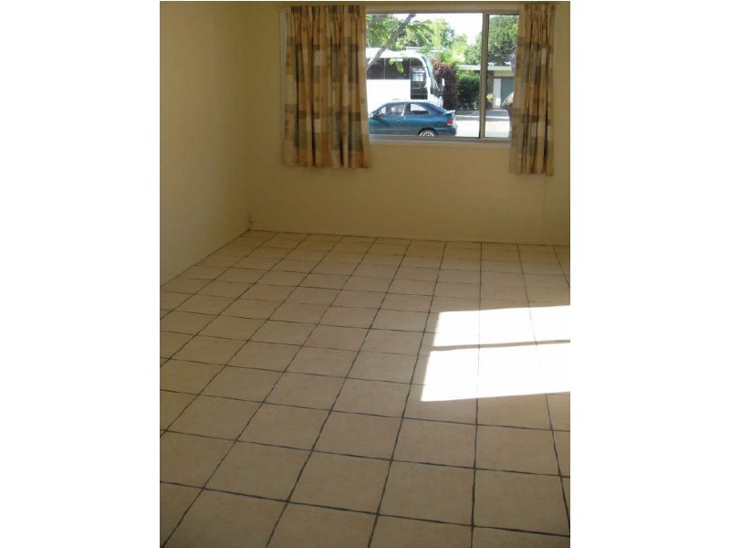 14 Quail Street, Slade Point QLD 4740