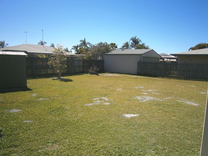 6 Wrasse Court, Andergrove QLD 4740