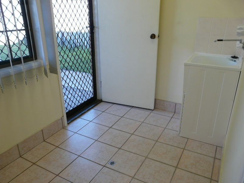 6 Wrasse Court, Andergrove QLD 4740