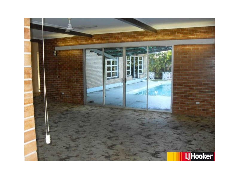 64 Mogford Street, West Mackay QLD 4740