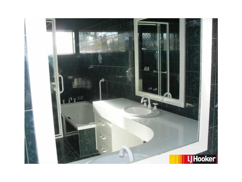 64 Mogford Street, West Mackay QLD 4740