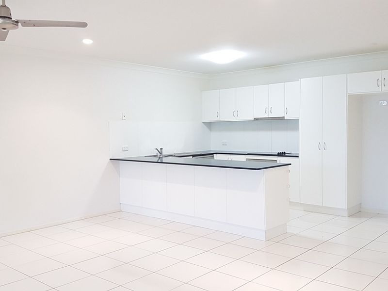 2/72 Whitehaven Drive, Eimeo QLD 4740