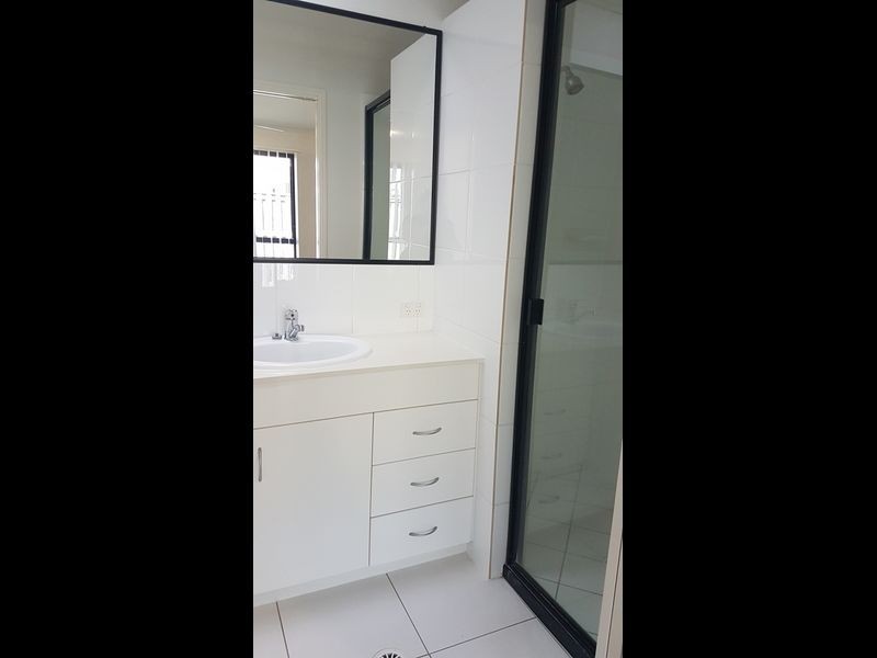 2/72 Whitehaven Drive, Eimeo QLD 4740