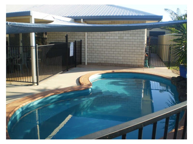 18 Dustwill Street, Eimeo QLD 4740