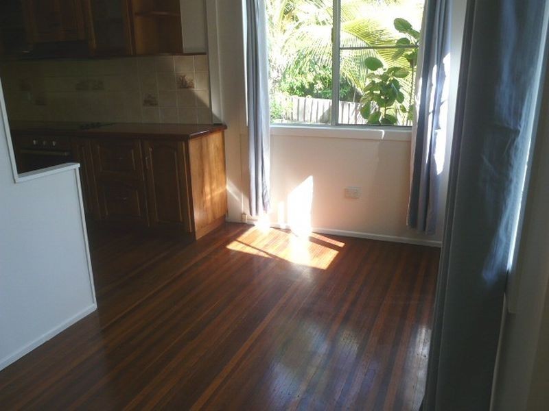 1 Snipe Street, Slade Point QLD 4740