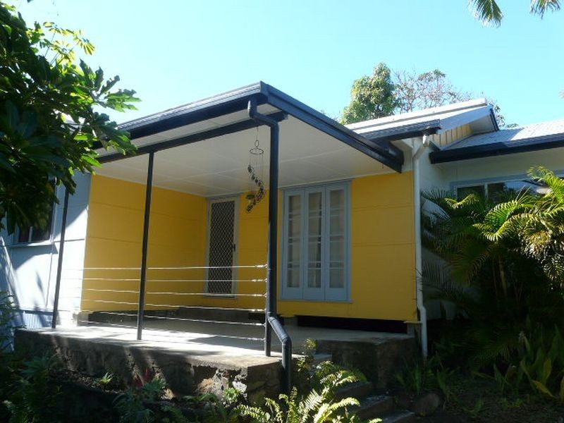 1 Snipe Street, Slade Point QLD 4740