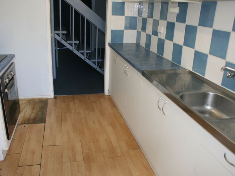 4/12 East Gordon Street, Mackay QLD 4740