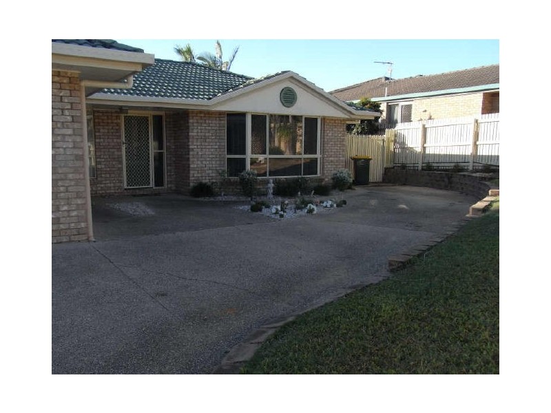 3 Hillcrest Street, Eimeo QLD 4740