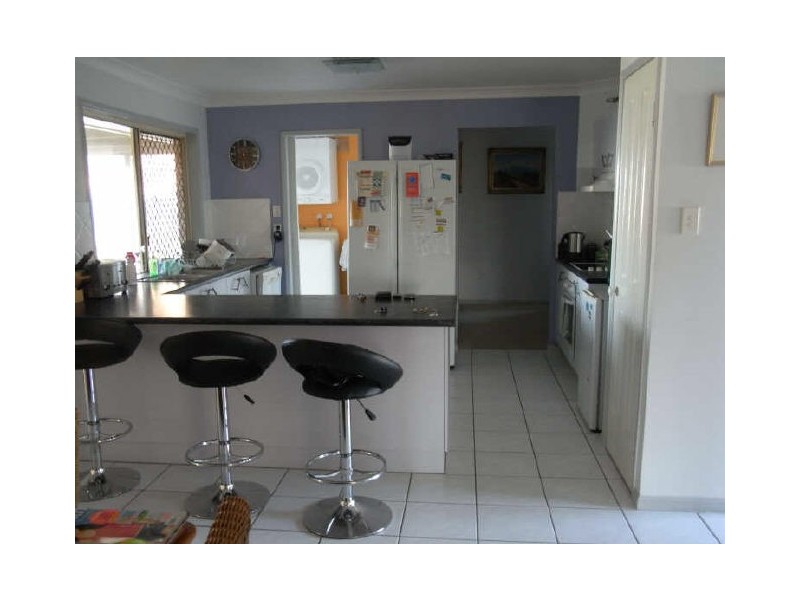 3 Hillcrest Street, Eimeo QLD 4740