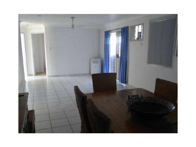 3 Hillcrest Street, Eimeo QLD 4740