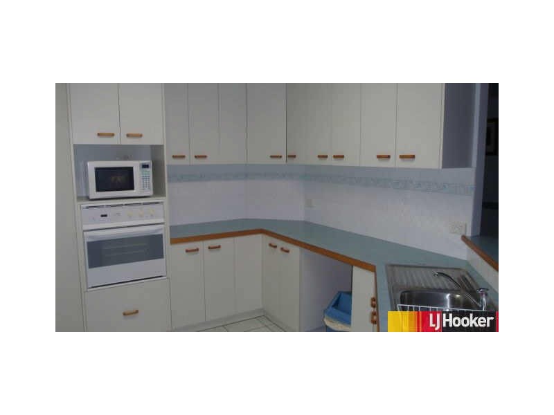 72 Napier Street, South Mackay QLD 4740