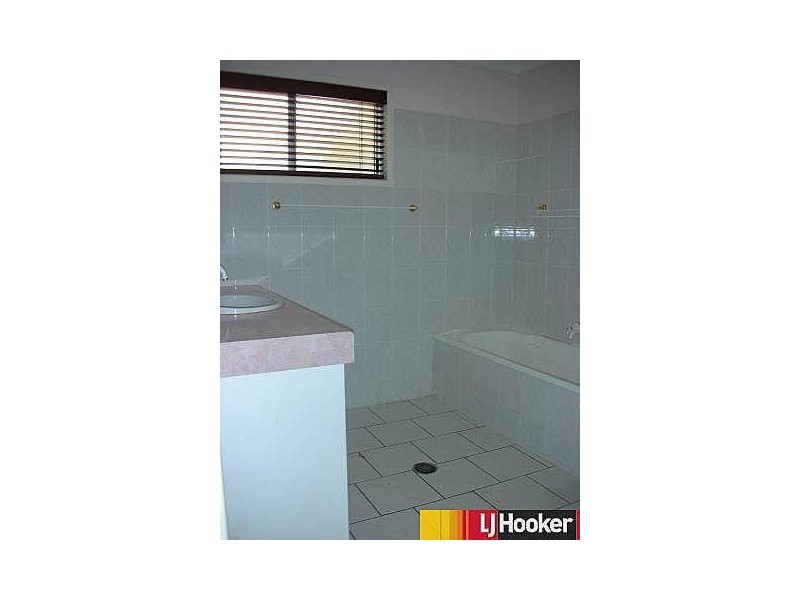 9 Marzan Street, Rural View QLD 4740