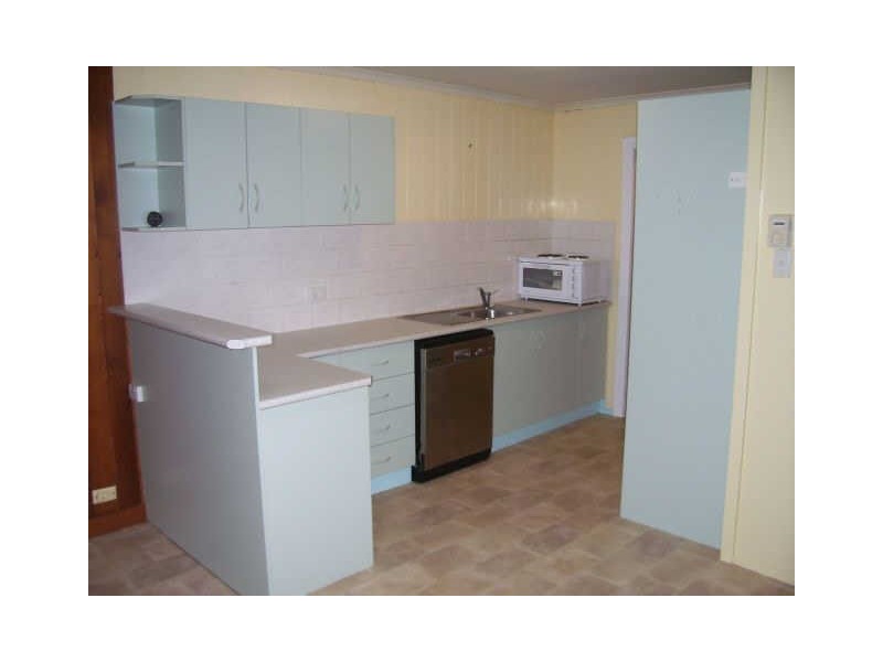 2/18 Loudon Street, Mount Pleasant QLD 4740