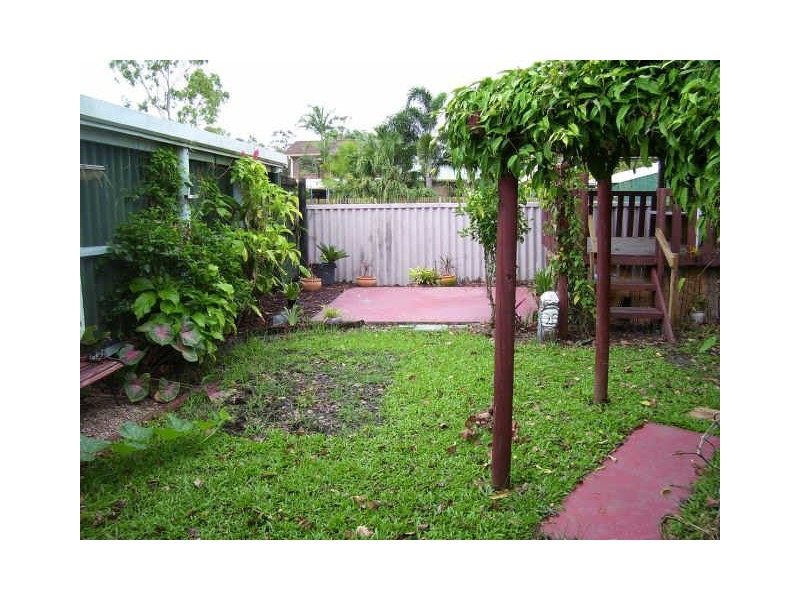 2/18 Loudon Street, Mount Pleasant QLD 4740