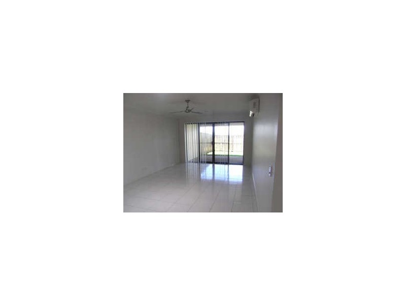 2/101 Whitehaven Drive, Eimeo QLD 4740