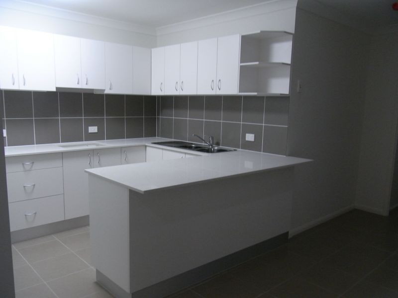 1/6 Miami Terrace, Blacks Beach QLD 4740