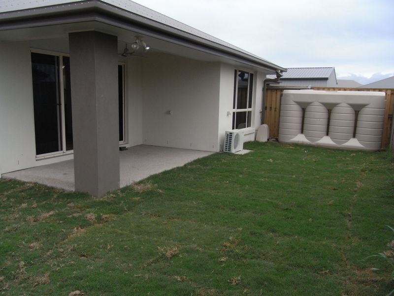 1/6 Miami Terrace, Blacks Beach QLD 4740