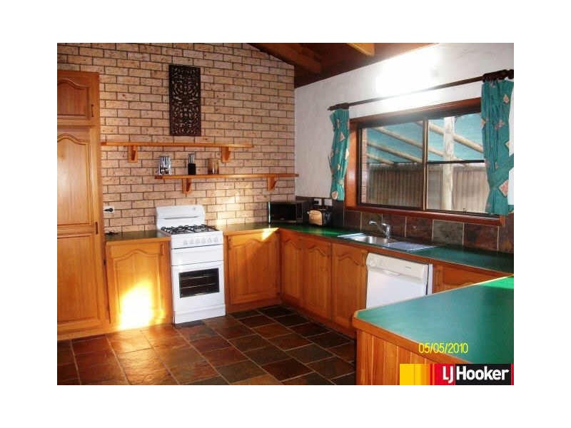 36 South Pacific Avenue, Slade Point QLD 4740