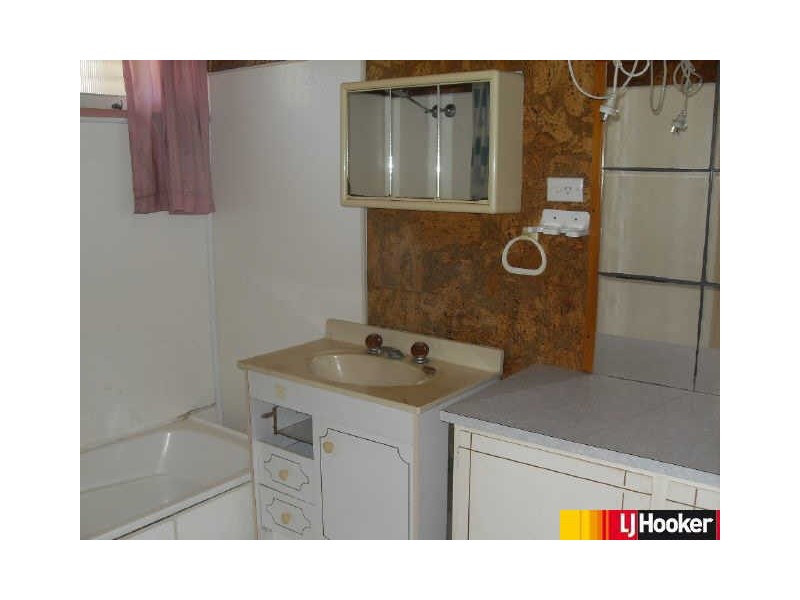 1 Johnson Street, West Mackay QLD 4740