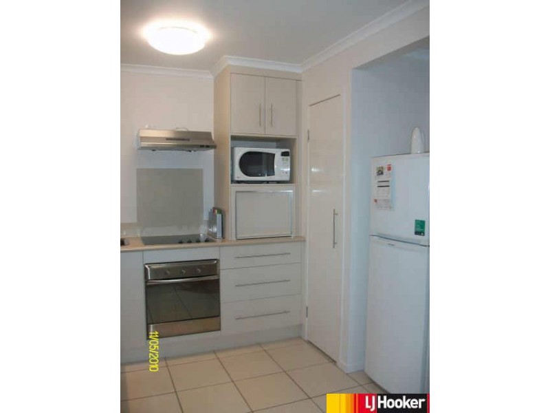 48 Pacific Esplanade, Slade Point QLD 4740