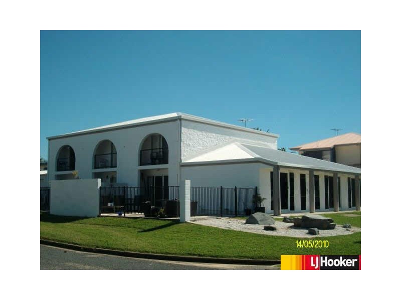 48 Pacific Esplanade, Slade Point QLD 4740