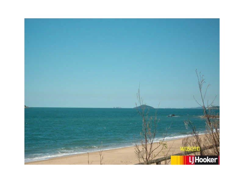 48 Pacific Esplanade, Slade Point QLD 4740