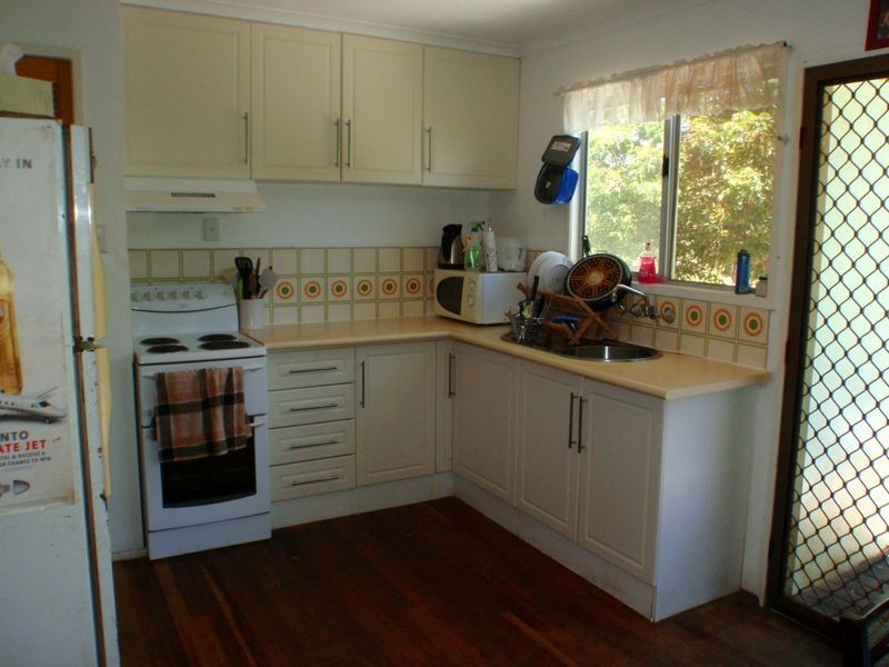 280 Slade Point Rd, Slade Point QLD 4740