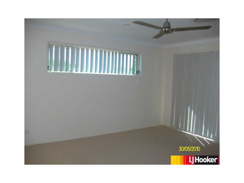 30 Whitehaven Drive, Eimeo QLD 4740