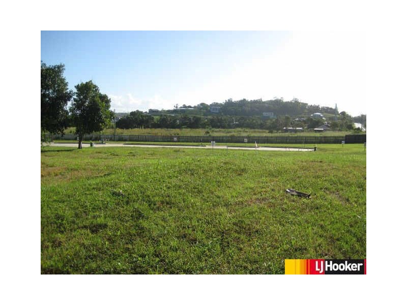 Greenwood Drive, Glenella QLD 4740