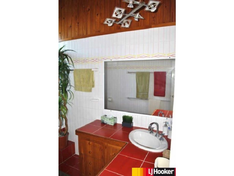 8 Perkins Street, North Mackay QLD 4740