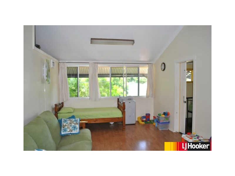 8 Perkins Street, North Mackay QLD 4740