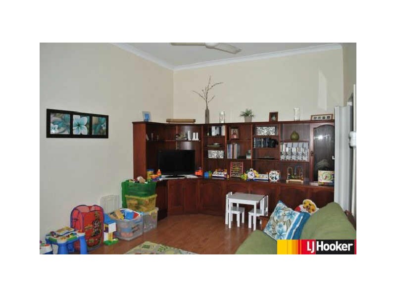 8 Perkins Street, North Mackay QLD 4740