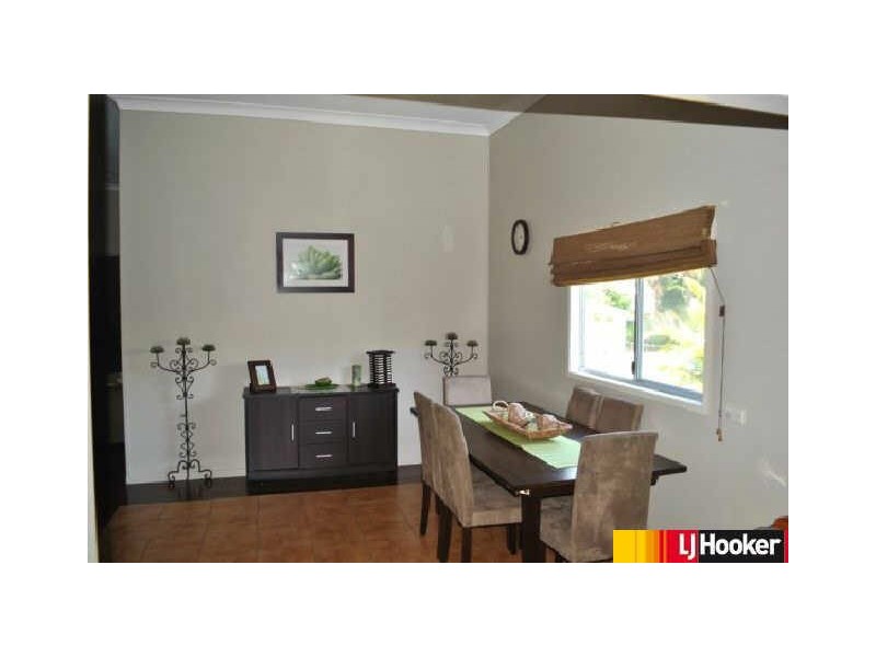 8 Perkins Street, North Mackay QLD 4740
