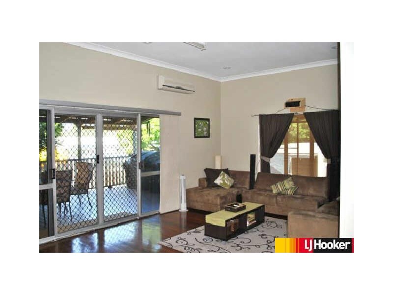 8 Perkins Street, North Mackay QLD 4740