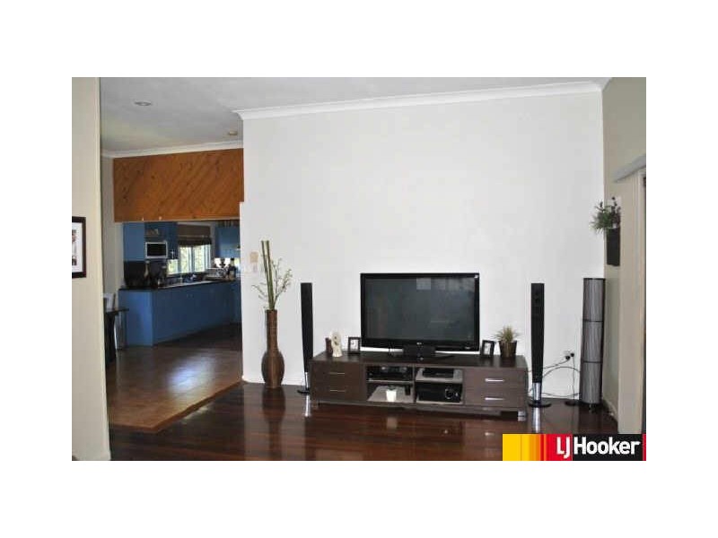 8 Perkins Street, North Mackay QLD 4740