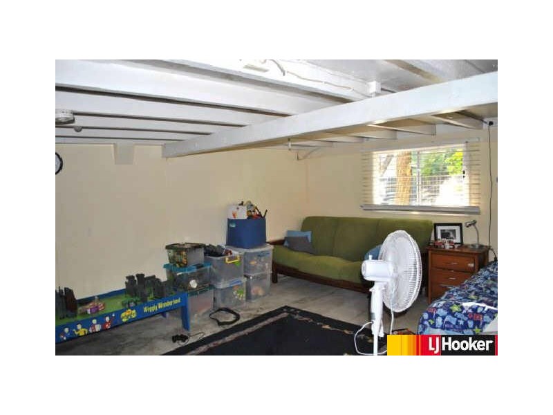 8 Perkins Street, North Mackay QLD 4740