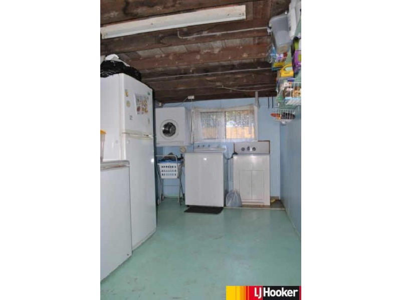 8 Perkins Street, North Mackay QLD 4740