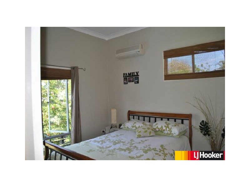 8 Perkins Street, North Mackay QLD 4740