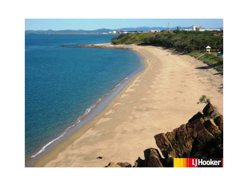 40 Pacific Esplanade, Slade Point QLD 4740