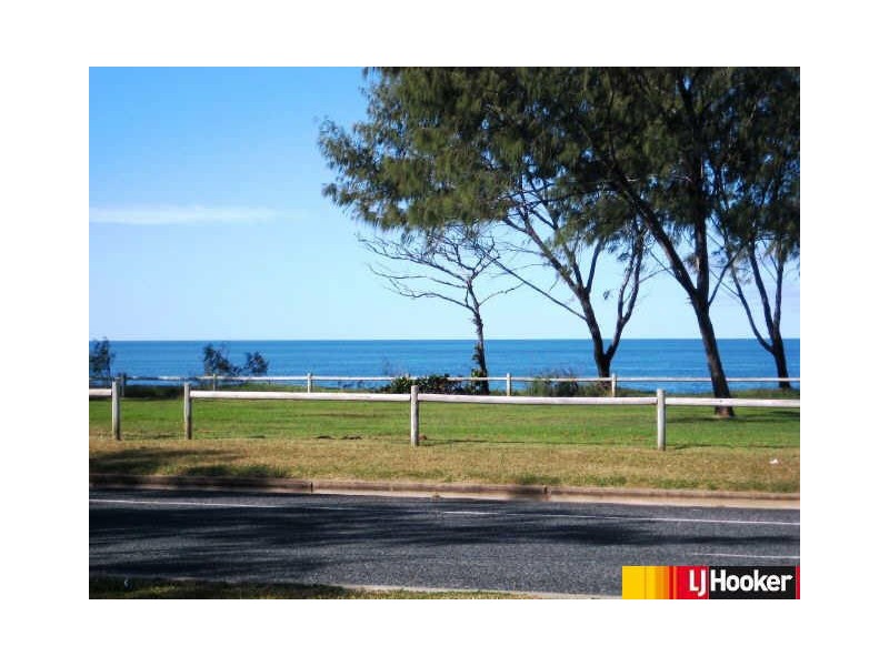 40 Pacific Esplanade, Slade Point QLD 4740
