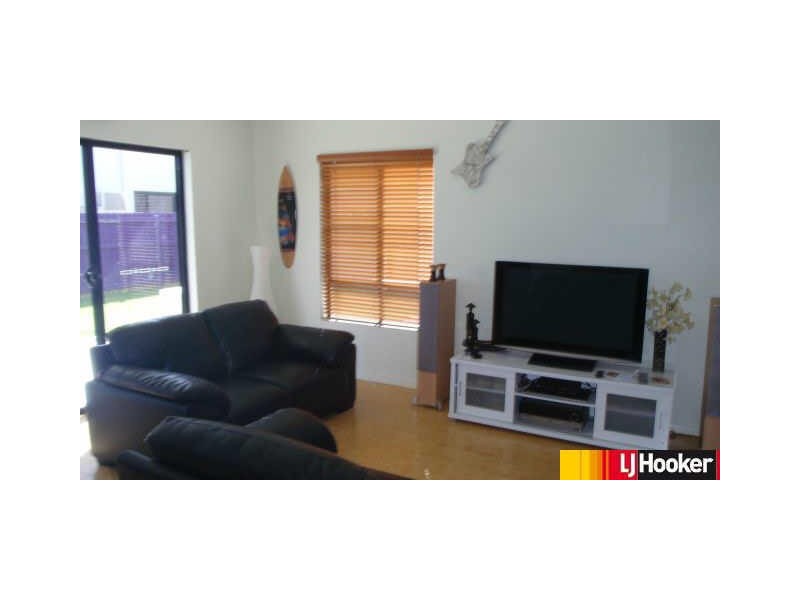 45 Hicks Road, Glenella QLD 4740