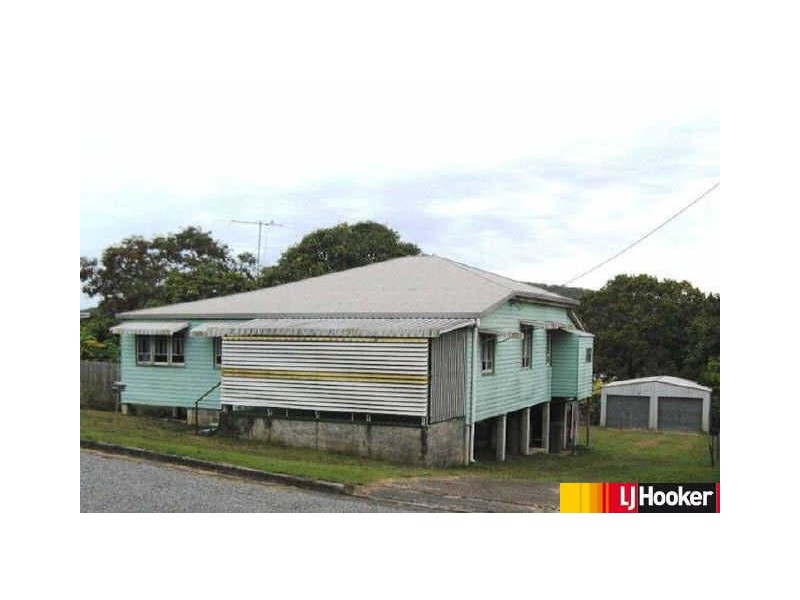 15 Hill Street, Sarina QLD 4737