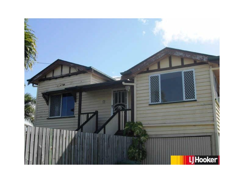 30 Mackenzie Street, West Mackay QLD 4740