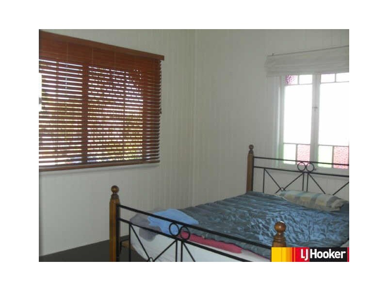 30 Mackenzie Street, West Mackay QLD 4740