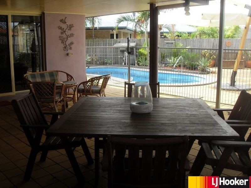 2 Cuthbert Court, Slade Point QLD 4740