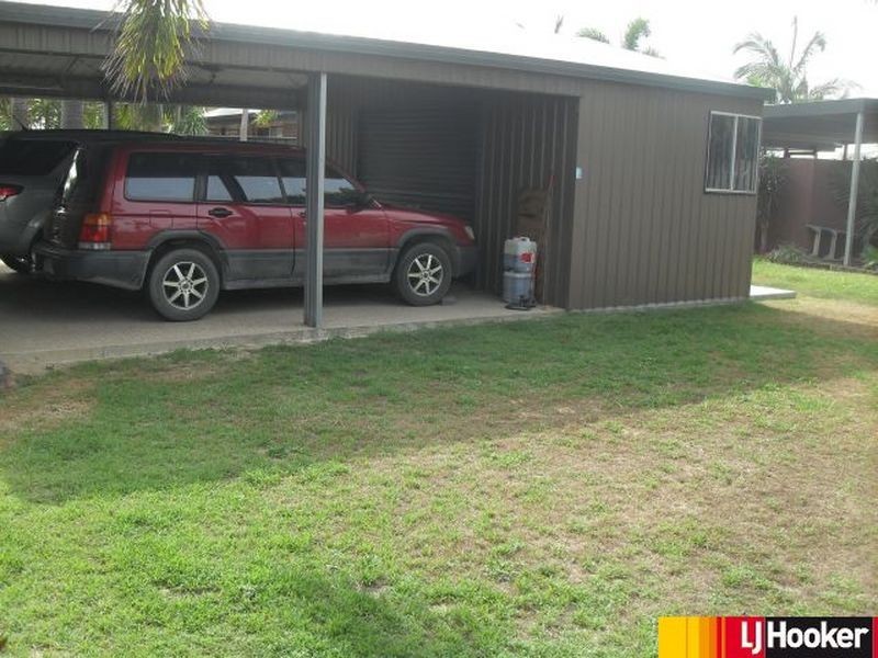 2 Cuthbert Court, Slade Point QLD 4740