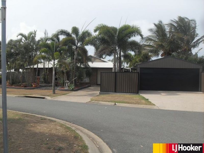 2 Cuthbert Court, Slade Point QLD 4740