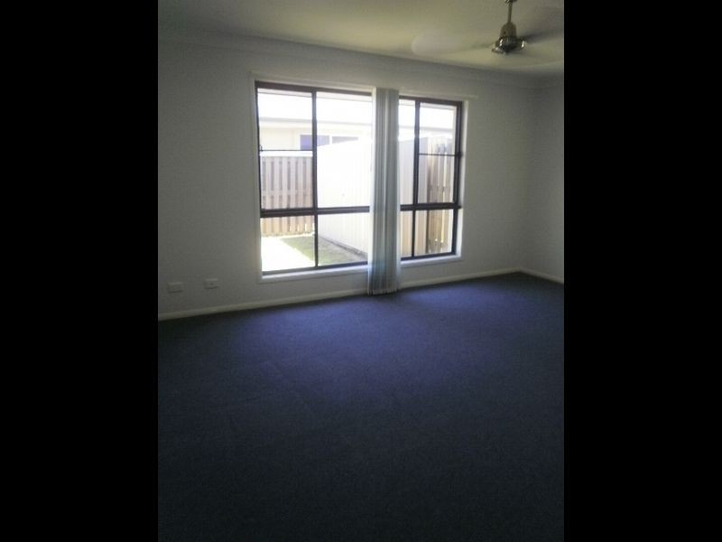 1/70 Whitehaven Drive, Blacks Beach QLD 4740