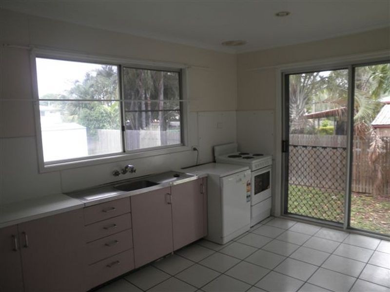 8 Macarthur Street, Moranbah QLD 4744