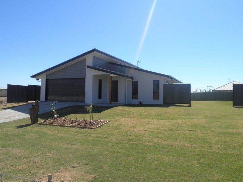76 Utah Drive, Moranbah QLD 4744